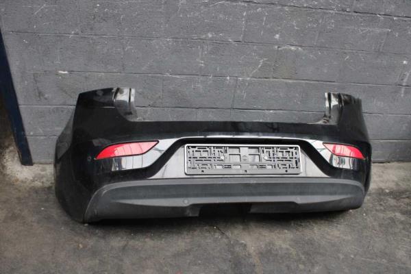 PARE CHOC ARRIERE VOLVO V40 3/2012+ - Vue 1